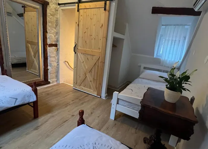 Nikolina Appartement